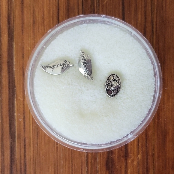 Origami Owl charm set of 3 - Picture 2 of 2